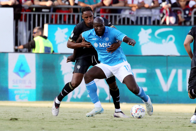 Nhận định soi kèo Napoli vs Cagliari, 01h45 – 24/05/2025 2 Màn so tài Napoli vs Cagliari
